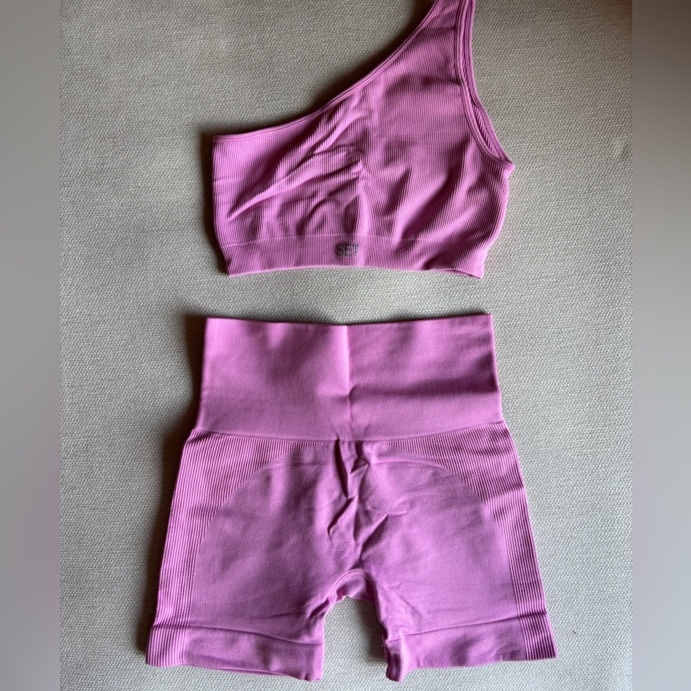 SET Active one shoulder set - pink